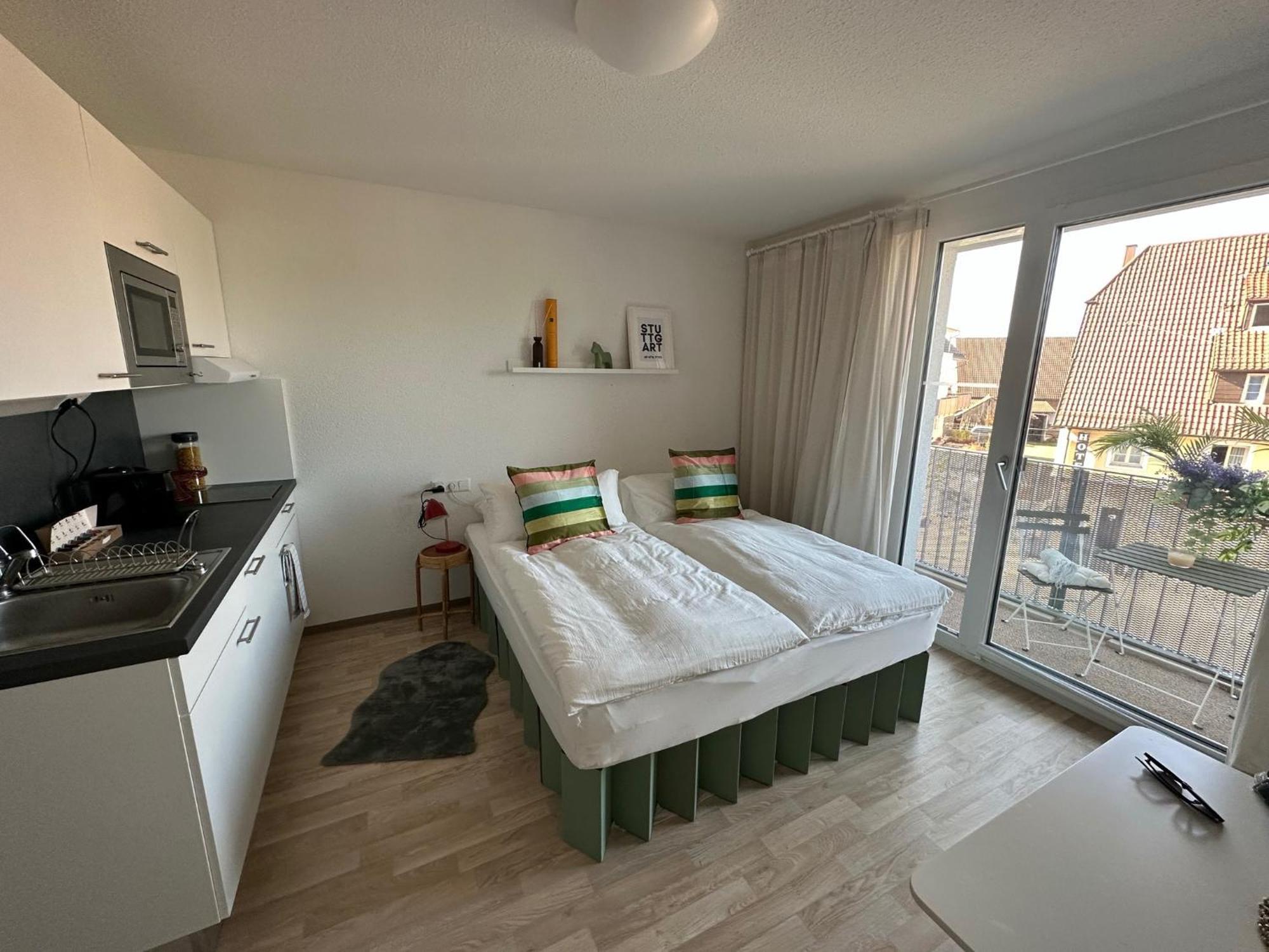 Stilvolles Und Modernes Appartement Mit Sonnigem Balkon In Flughafen- Und Messenaehe 31 Leinfelden-Echterdingen Buitenkant foto